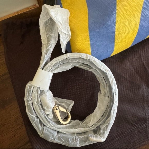 Kate Spade Story Book Cedar Street Flag Stripes Maise Satchel NWT - Picture 4 of 14